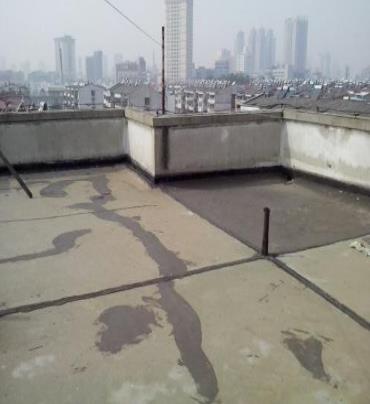 湘阴漏水维修 楼顶漏水是什么原因，楼顶漏水维修方法是什么?